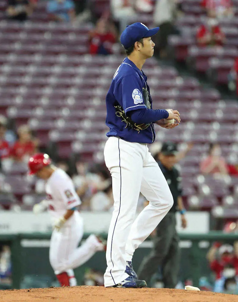 【画像・写真】中日ガックリ最下位転落　今季ワースト12失点に与田監督も投手陣の制球の乱れを嘆く