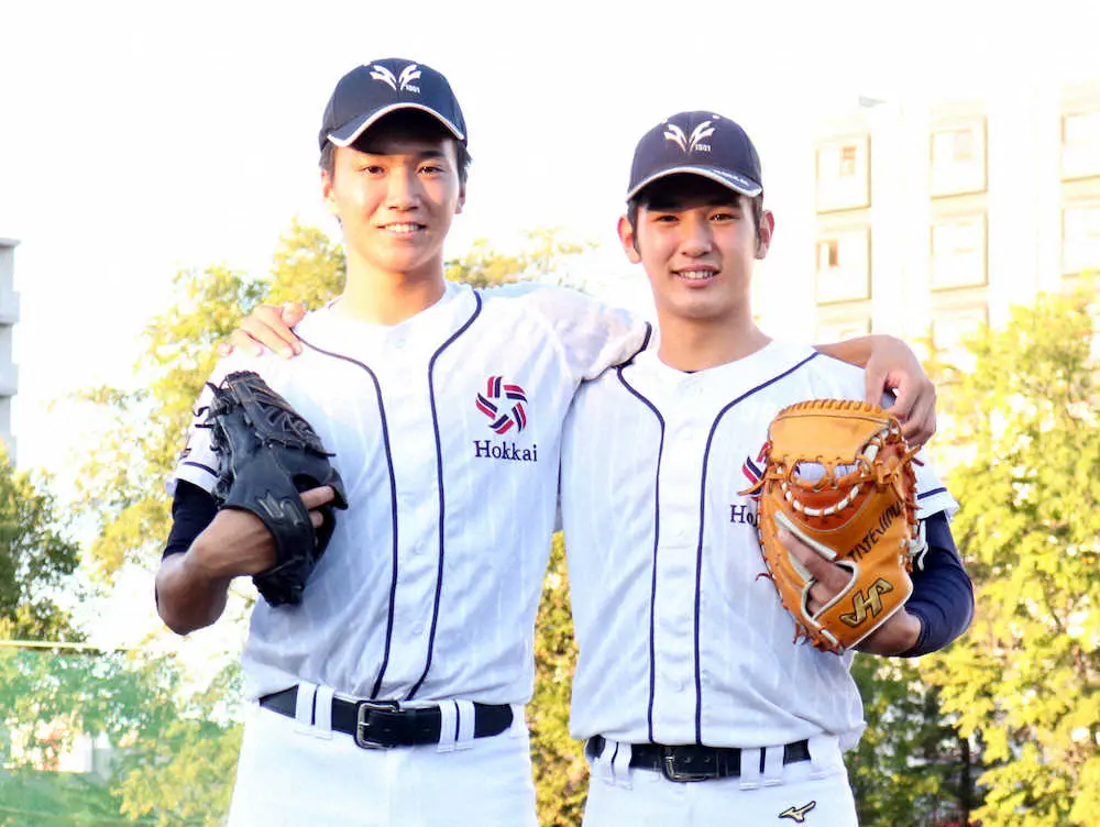 【画像・写真】北海・木村＆大津のバッテリーがプロ志望届提出　10.11ドラフト、複数同時指名なら同校初
