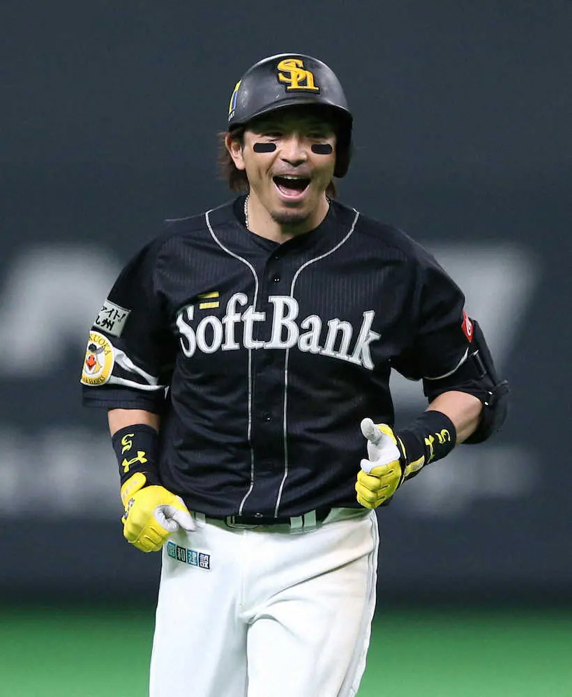 【画像・写真】ソフトB松田が通算299号ソロ「厳しい展開になっているが、やるべきことをやっていくだけ」