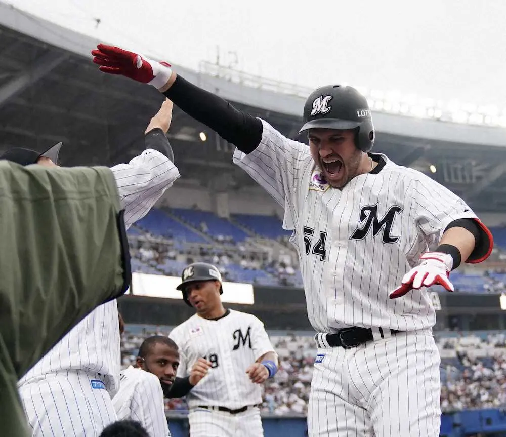 【画像・写真】ロッテ　レアード大活躍で対楽天戦9連勝!2位オリックスと2ゲーム差に広げ首位快走