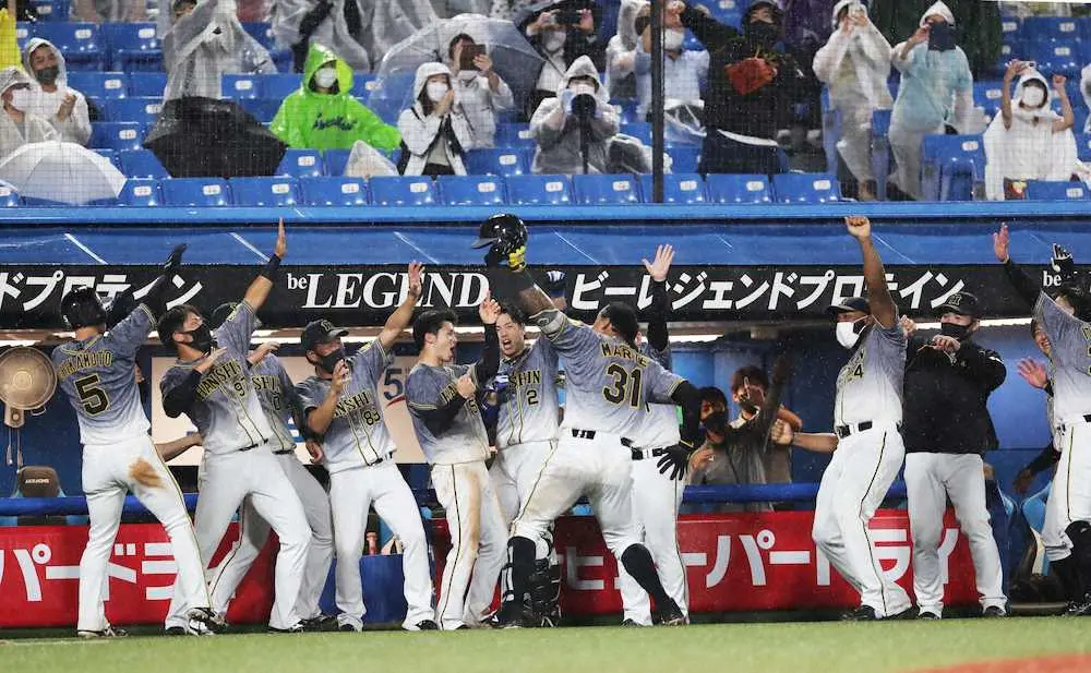 【画像・写真】阪神　9回マルテの起死回生の同点3ランで価値ある引き分け