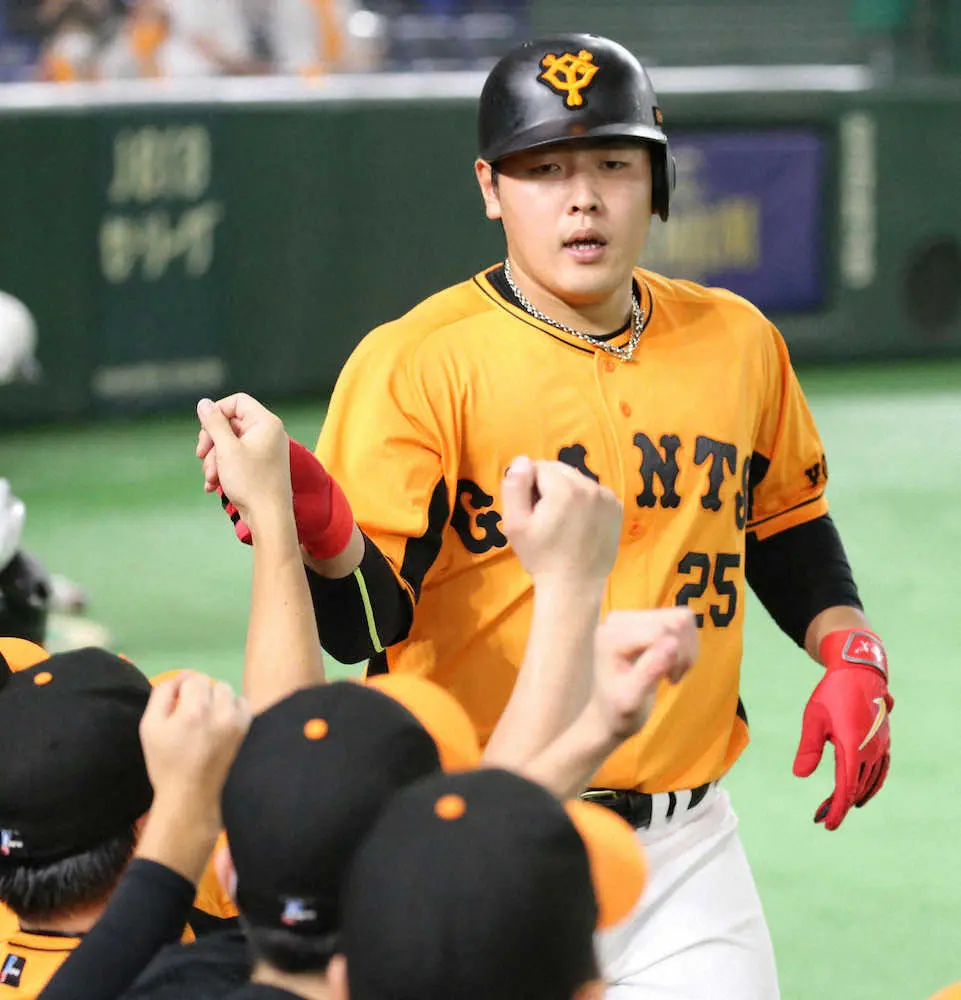 【画像・写真】巨人・岡本和が1点差に迫る37号ソロ　村上に3本差つける　自己最多100打点に「あと1」