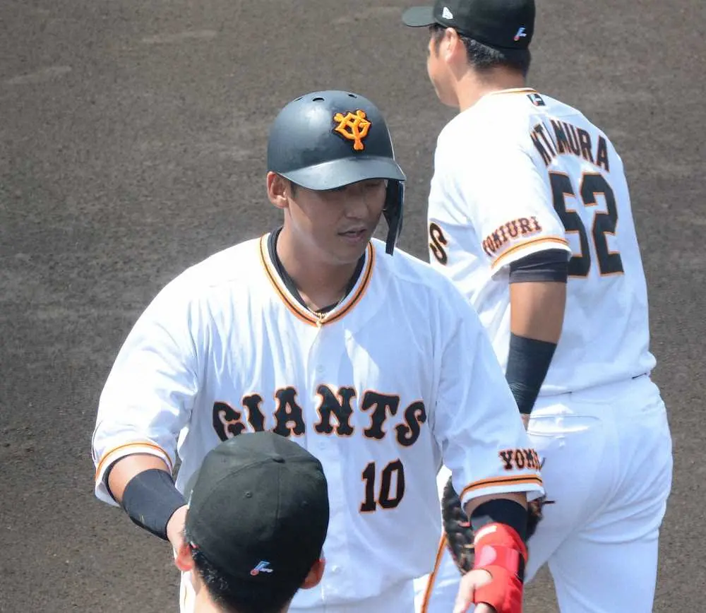 【画像・写真】巨人・中田が2打席連発など3安打3打点