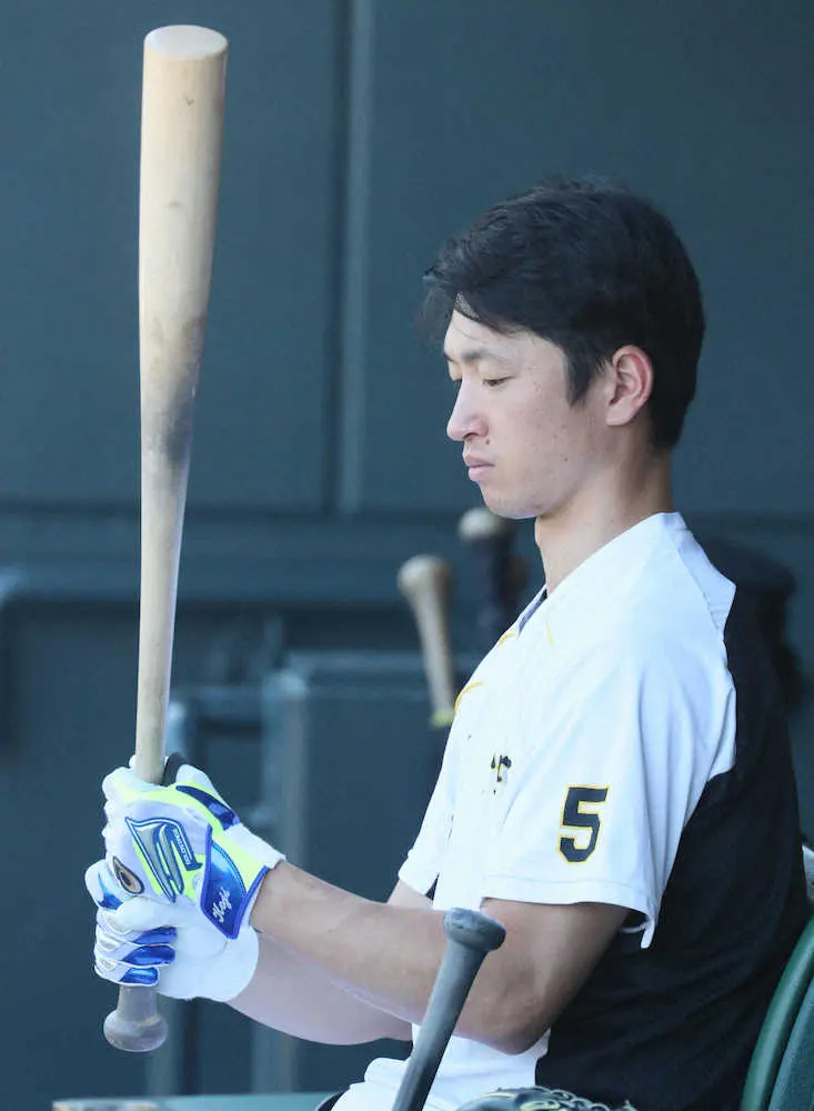 【画像・写真】阪神・近本がエース級まとめ撃ち　中日・大野雄＆柳、巨人・菅野3連戦　セ4位の打率・311で虎けん引