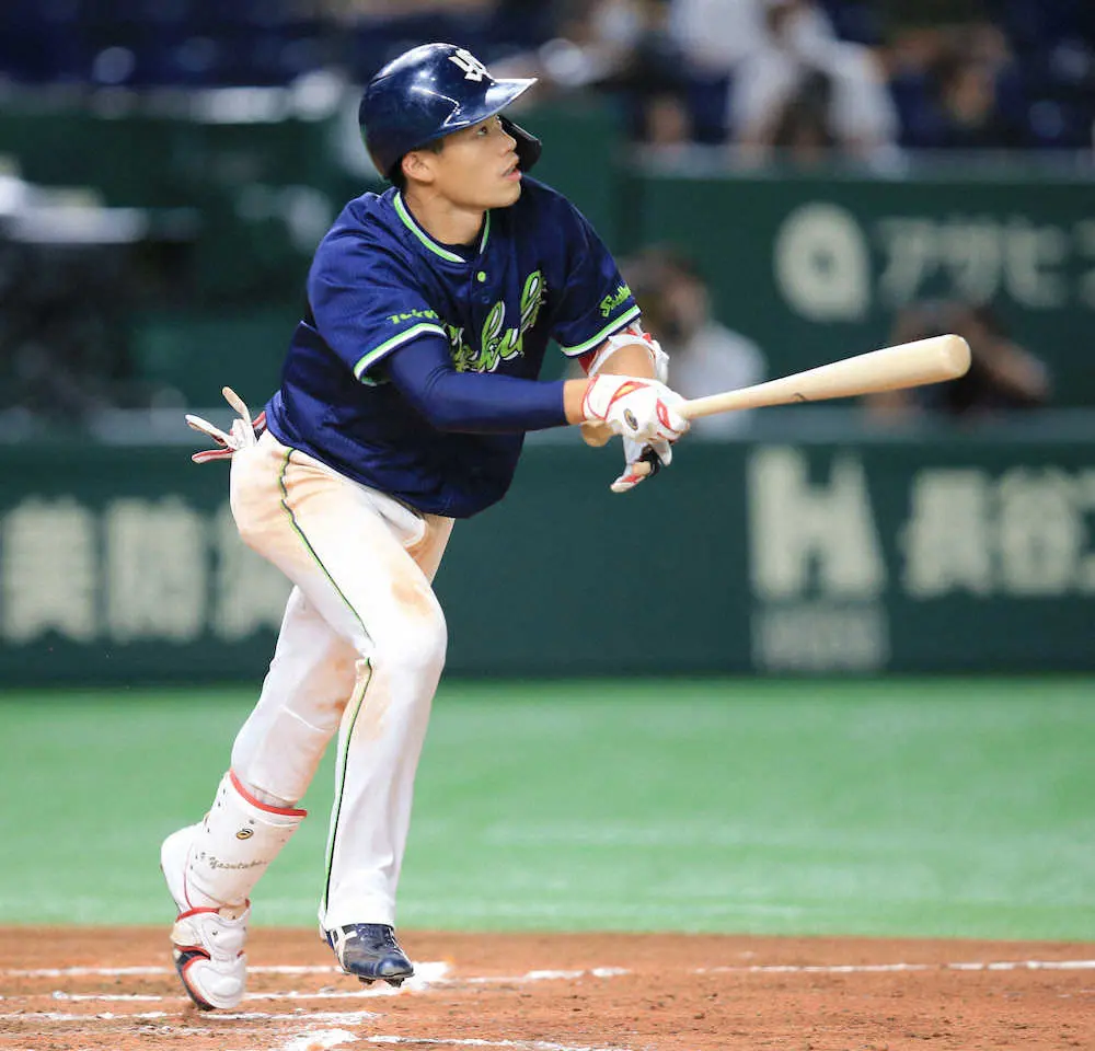 【画像・写真】ヤクルト・塩見　プロ初の満塁弾「いい角度で上がってくれて良かった」