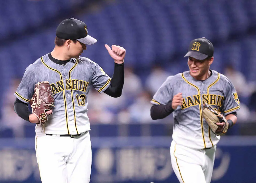 【画像・写真】阪神・岩崎&スアレス　無失点コンビが劇勝呼んだ　同点で投入岩崎が2勝目「良い仕事ができました」