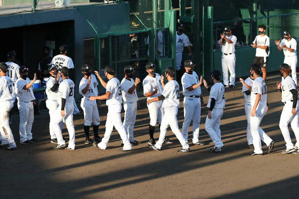 【画像・写真】ロッテ2軍が“世界新”初回17点で決めた　1軍お先に7年ぶりイースタン優勝
