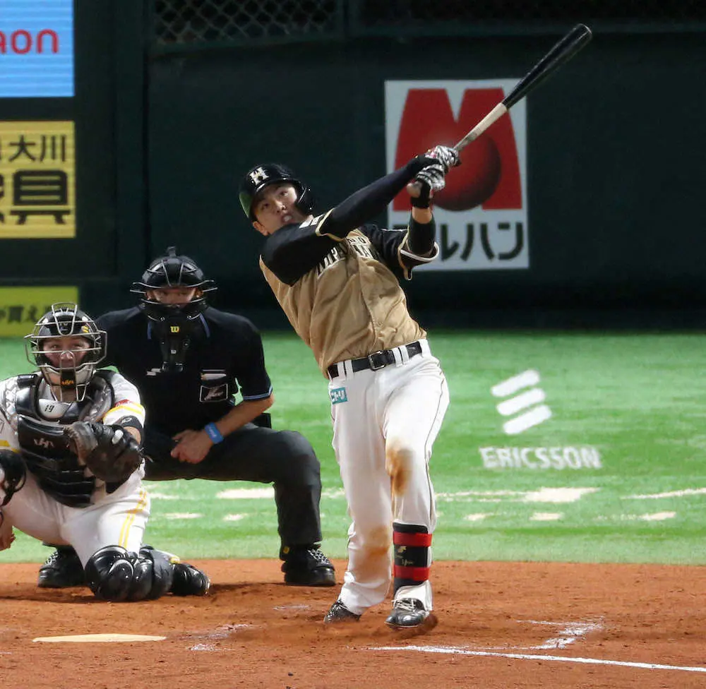【画像・写真】日本ハム・近藤＆清水　終盤に効果的な2発