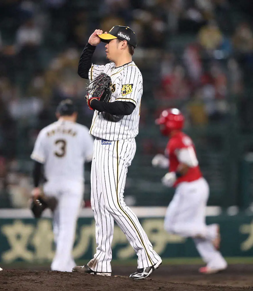 【画像・写真】阪神・西勇　雪辱期したはずが、序盤でリード吐き出す　広島・誠也に連弾浴びて4回に逆転許す
