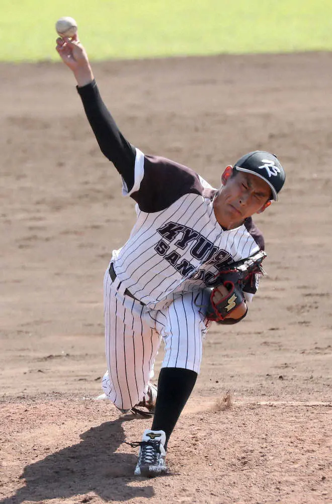 【画像・写真】九産大が9連勝で5季連続44度目の優勝　プロ注目右腕の佐田が胴上げ投手に