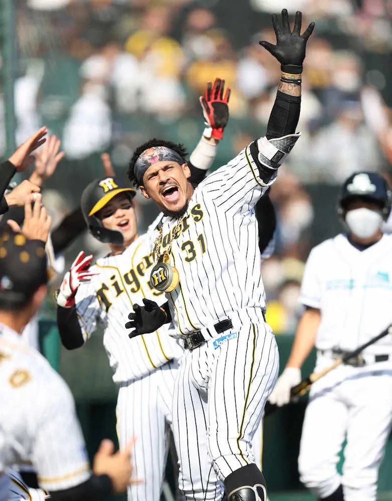 【画像・写真】阪神、マルテが先制の2戦連続3ラン！　初回から上位打線躍動、近本、中野の連打から会心の当たり