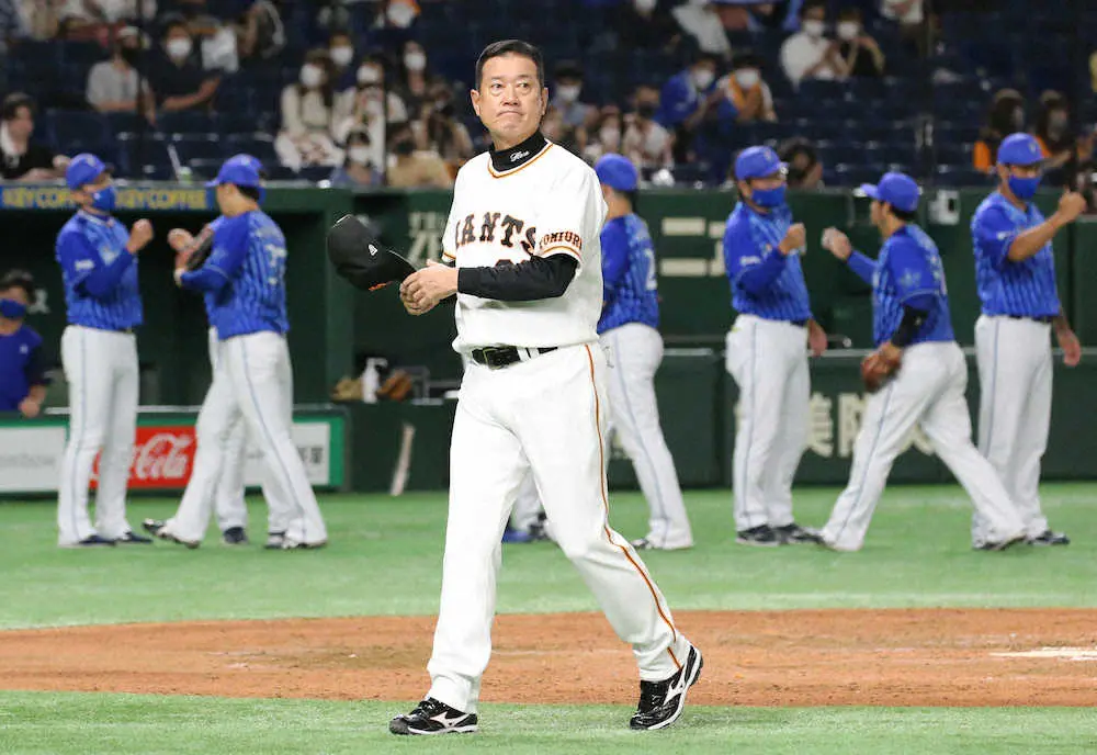 【画像・写真】原監督　今季18度目ドローに「粘りは結構あると思うんだけどね」　戸郷は「もうちょっと慎重さが」