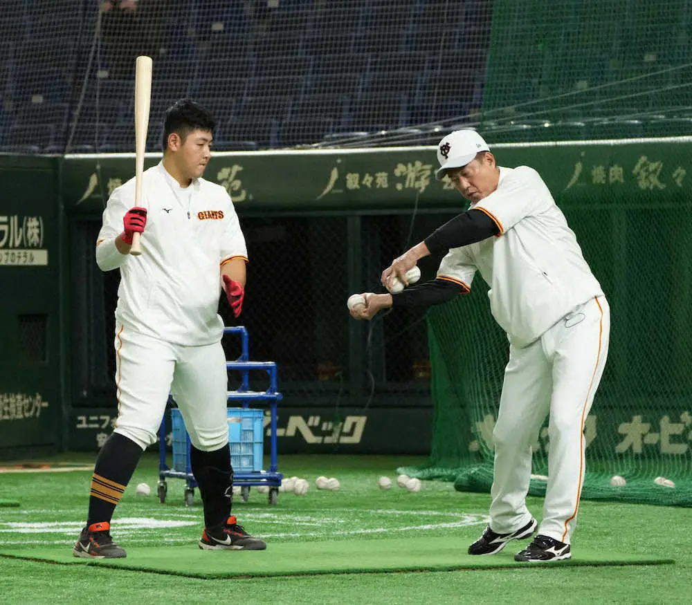 【画像・写真】原監督　週明け神宮3連戦は「望むところ」　直近8戦打率・083の岡本和は「明後日から打つでしょう」