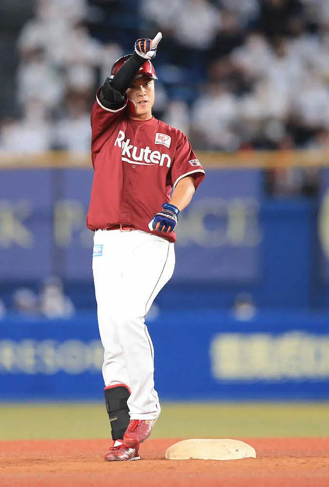 【画像・写真】楽天2連勝！9回に渡辺佳の勝ち越し二塁打「良いところで打ちたいと思っていた」