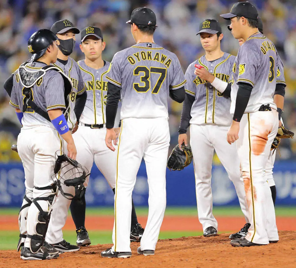 阪神 矢野監督 激痛1敗で首位ヤクルトと2差 それでも逆転vへ やってきた野球を思いっ切りぶつける スポニチ Sponichi Annex 野球