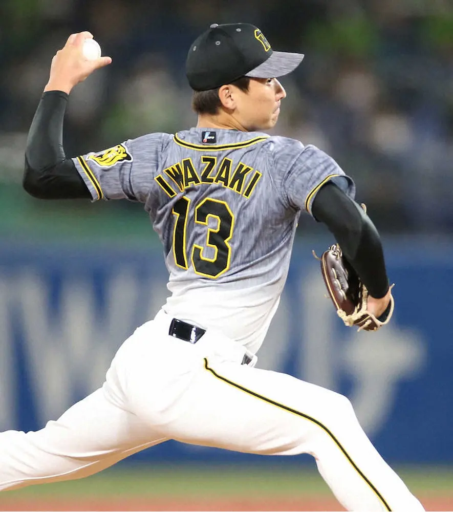 【画像・写真】阪神・岩崎　今季初の回またぎも何の！　7回からマウンドへ、1回1/3を無安打無失点と完璧