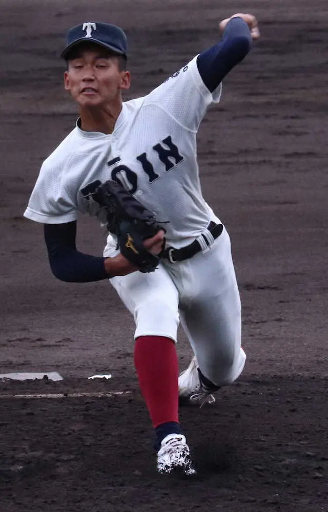 【画像・写真】快勝の大阪桐蔭　1年生左腕・前田が7回無失点の好投　西谷監督も評価「1年生の秋にしては」