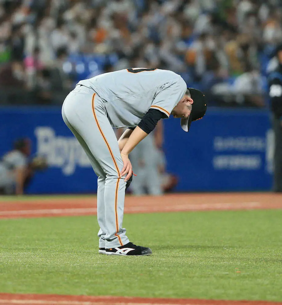 【画像・写真】巨人・戸郷　自己ワースト3被弾で5回0/3KO…次回登板未定、原監督は苦言