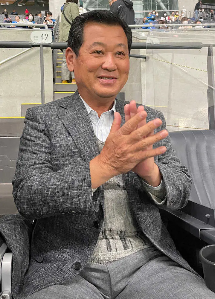 【画像・写真】佑引退試合　07年日米大学野球監督・河原井氏、現地で観戦「苦しんだな。だから引退決断したんだ」