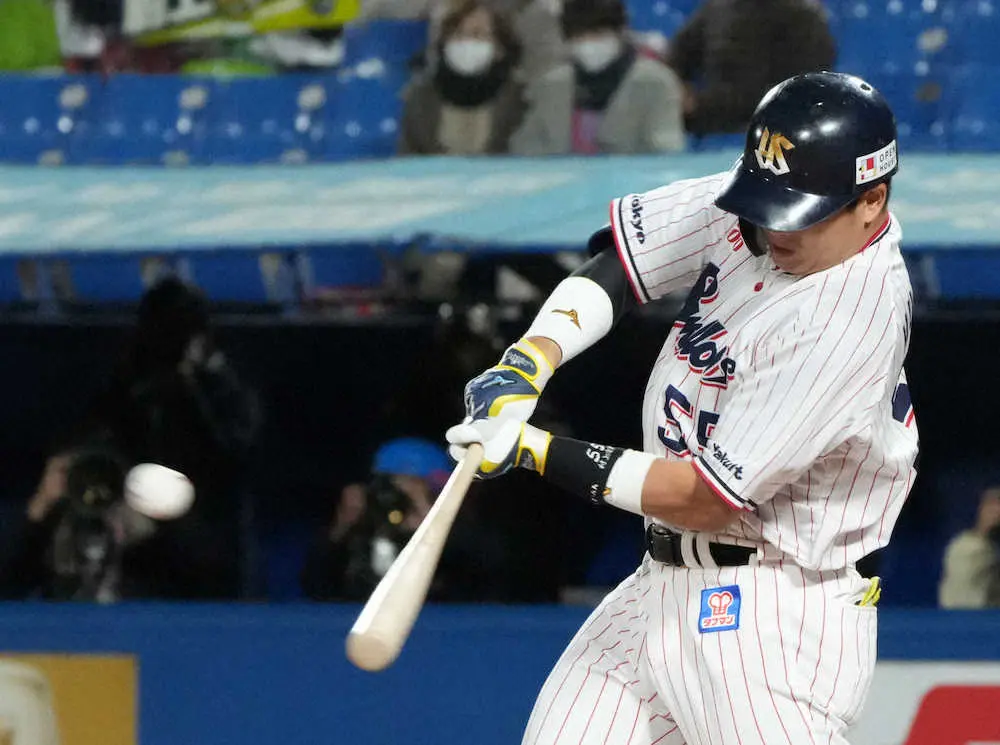 【画像・写真】ヤクルト村上、お目覚めから即大暴れ　4回までに4打点荒稼ぎで岡本和に1打点差、2冠に視界良好