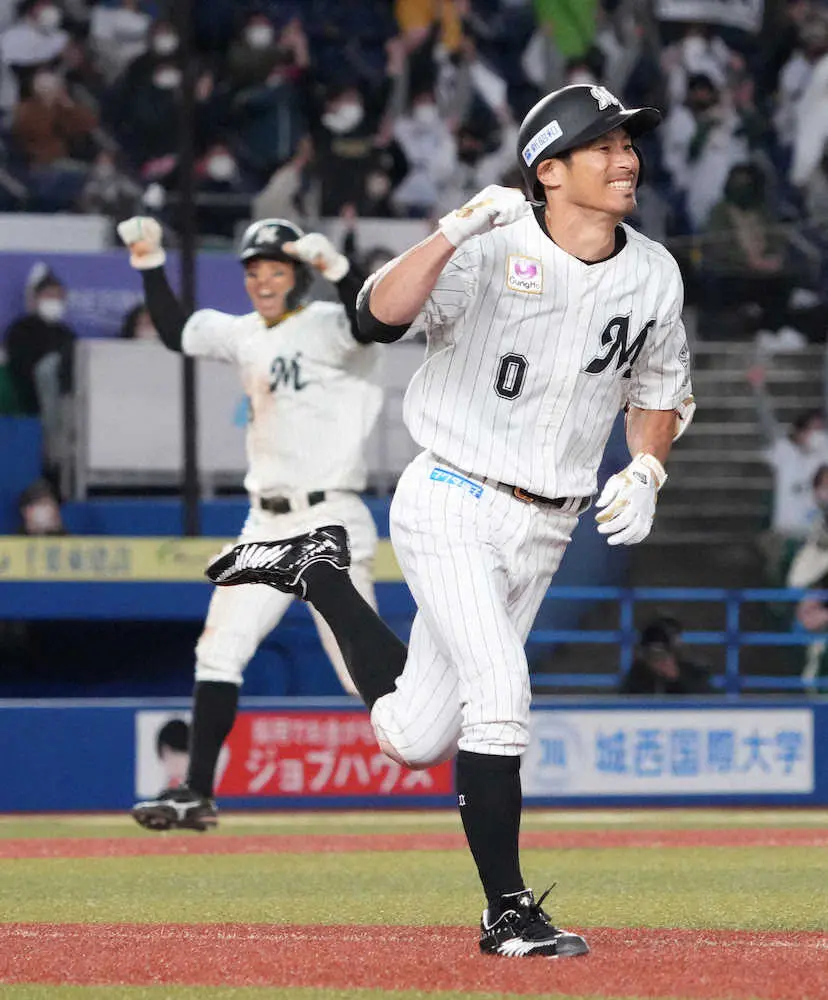 【画像・写真】ロッテ、サヨナラ勝ちでマジック4！荻野が執念V打　佐々木朗は自己最多11K快投
