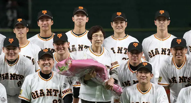 【画像・写真】ウグイス嬢45年、笑顔で幕　山中美和子さん「夢の中にいるようだった」