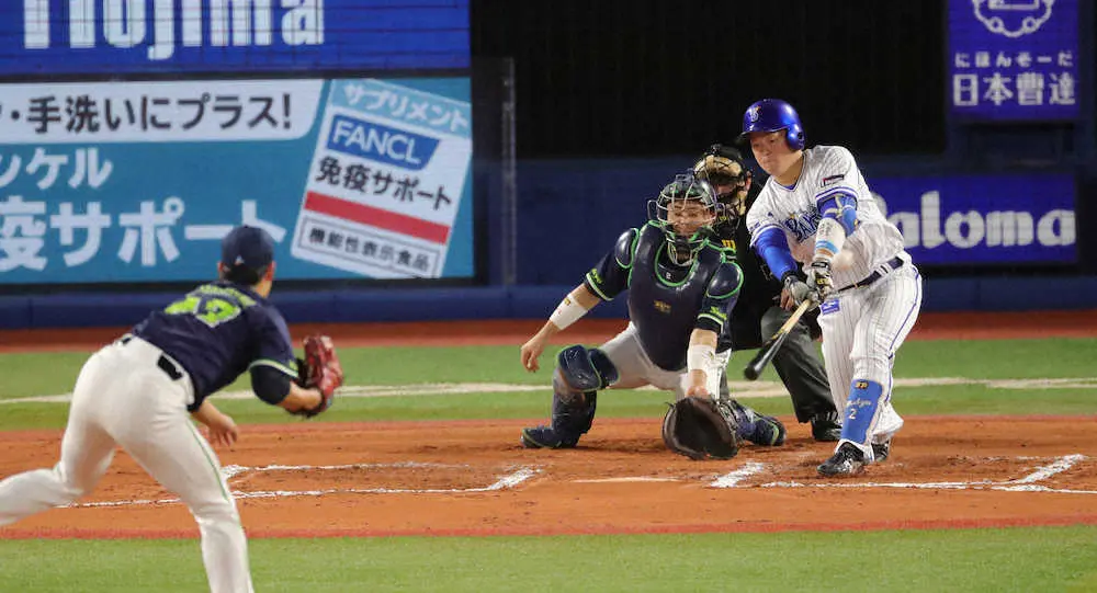 【画像・写真】DeNA・牧が5打席連続二塁打