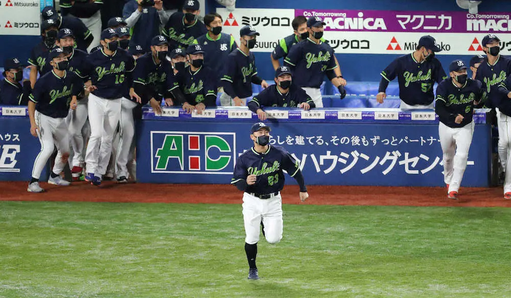 【画像・写真】ヤクルト・青木「本当に格別」　日本球界復帰時に掲げた目標を有言実行　うれしすぎてフライング気味に…