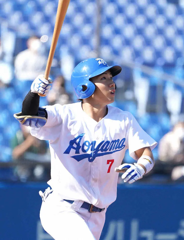 【画像・写真】青学大　プレーオフ進出へ執念！9回2死から山田拓が決勝弾
