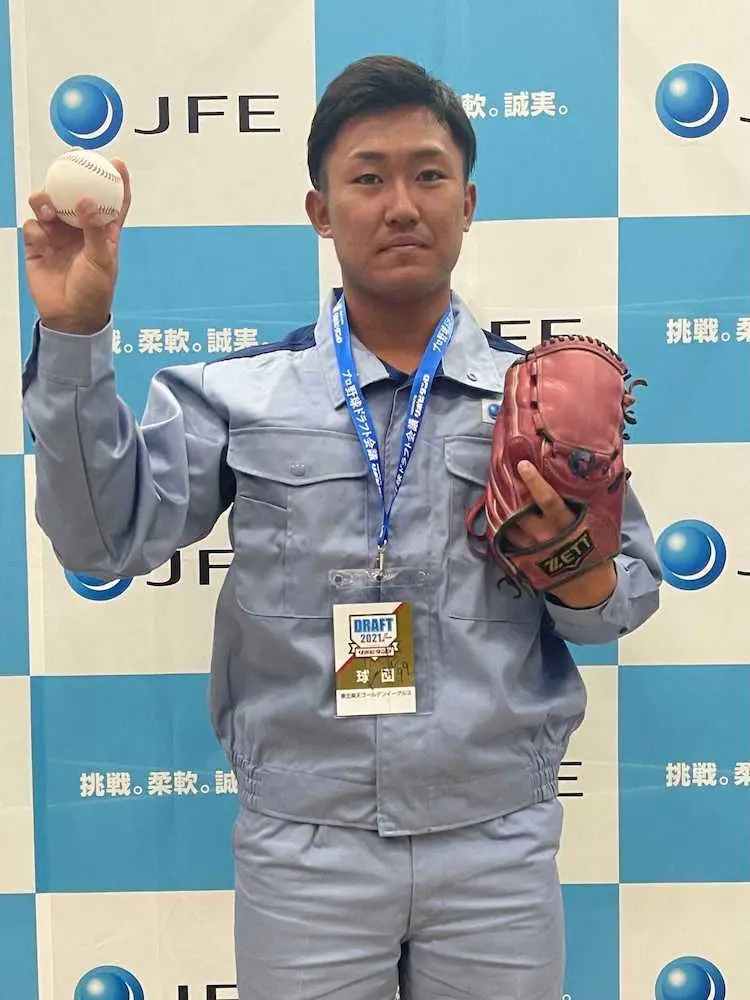 【画像・写真】楽天ドラ7吉川　「美馬流シュート」習得へ闘志「右打者の内角に投げないと通用しない」