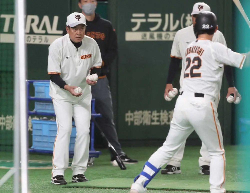 【画像・写真】ロッテ鳥谷へ　巨人・原監督「彼流のピリオドの打ち方ができたのでは」　坂本「いつか鳥谷さんのように…」