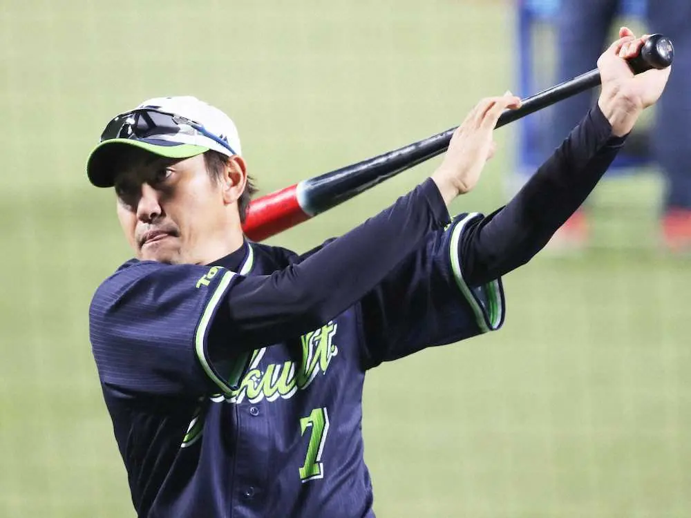 【画像・写真】ヤクルト「CS男」内川が合流！短期決戦へ高津監督期待「経験しているということは大きなこと」