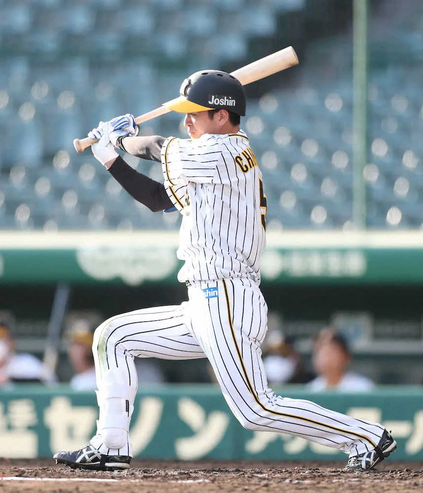 【画像・写真】阪神・近本マルチ安打＆好守で万全強調「やるべき準備はできた」負傷の右太腿裏はもう大丈夫！