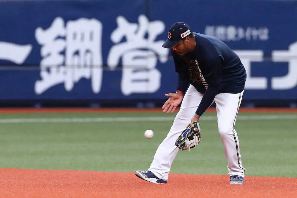 【画像・写真】「ミスター短期決戦」オリックスのジョーンズ、若手に心得伝授「やらなければいけないこと一つ一つ確実に」