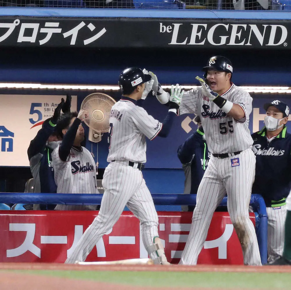 【画像・写真】ヤクルトが第2戦も先制、西浦が中犠飛　第1戦の勢いそのままに主導権