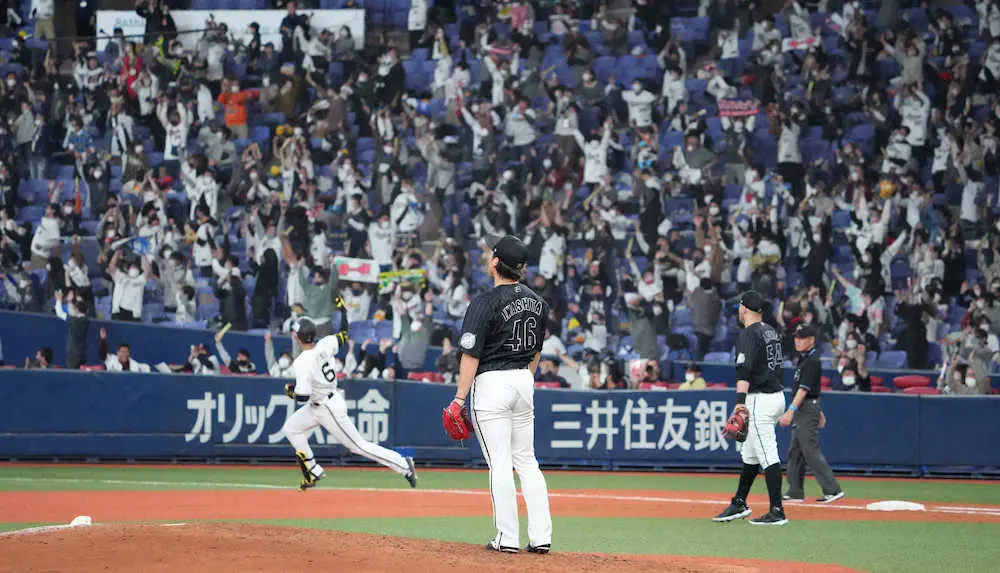 【画像・写真】ロッテ・岩下　6回3安打2失点9Kで降板、6回に右手の爪が割れるアクシデント後に宗に逆転弾浴びる　