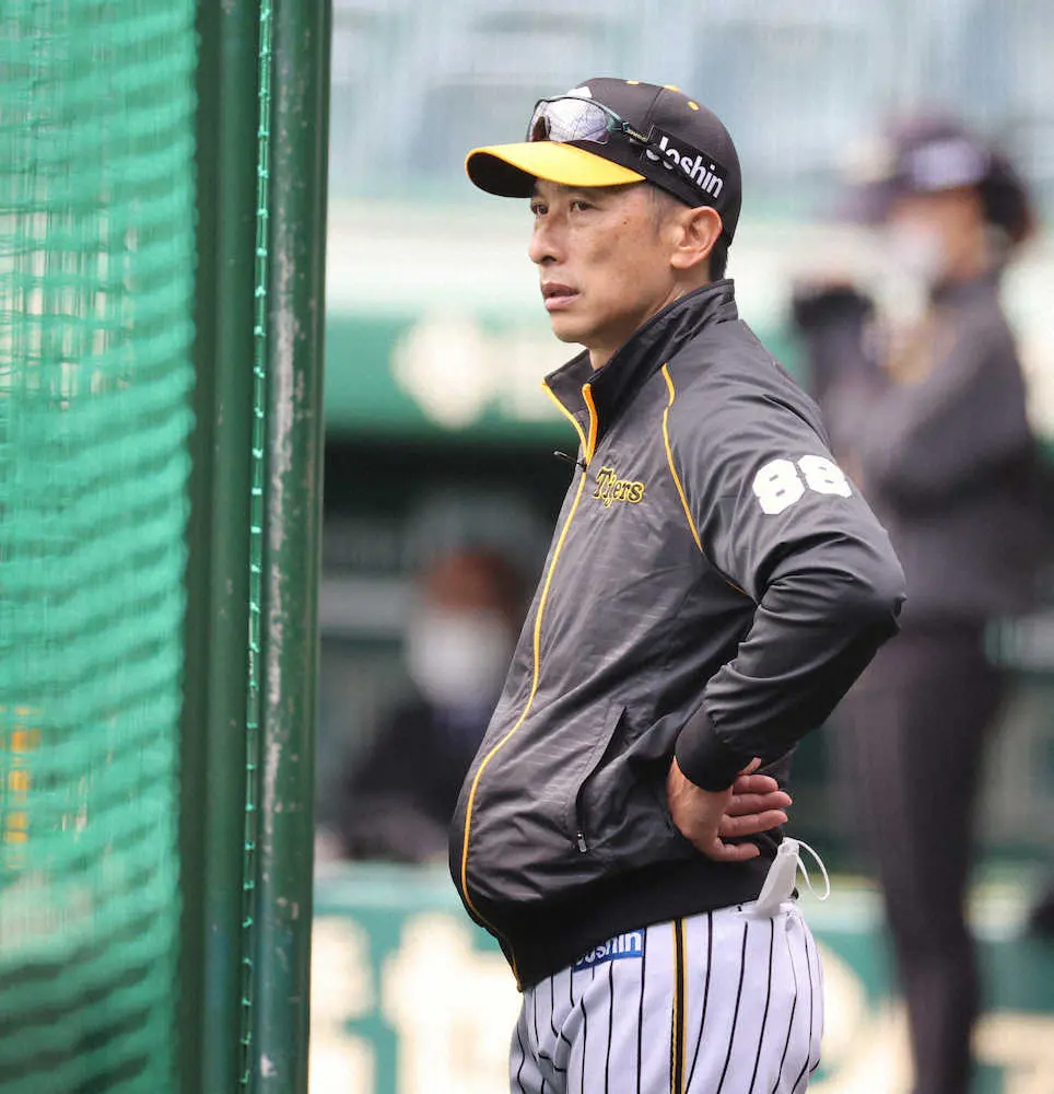 【画像・写真】阪神・矢野監督流「個別指導塾」開講　大山とじっくり対話　データ＆映像で反省と課題を洗い出し