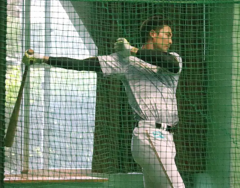 【画像・写真】日本ハム・上原健太が投打の二刀流挑戦を表明　「大谷翔平とは比べられたくない」も「肩や足に自信」