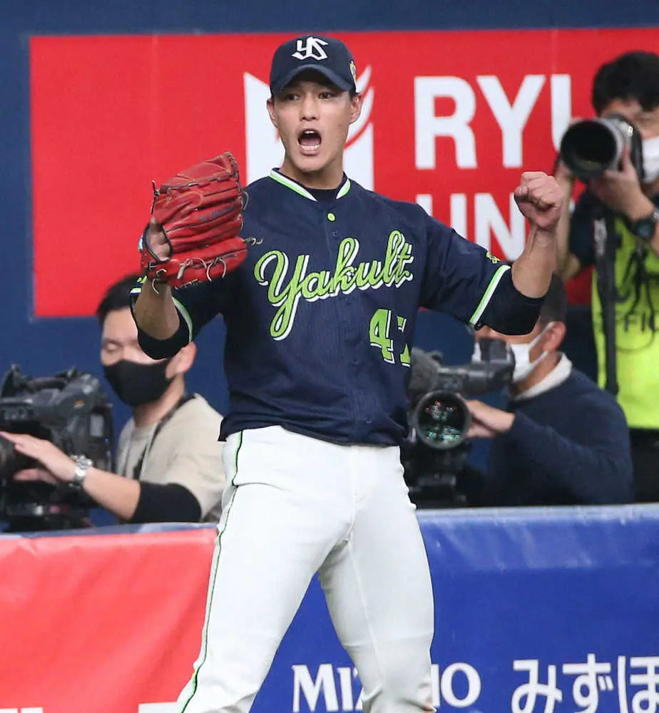 【画像・写真】ヤクルト勝った！　高橋が宮城に投げ勝ちプロ初完封　39歳・青木がV打　セ球団、13連敗でストップ
