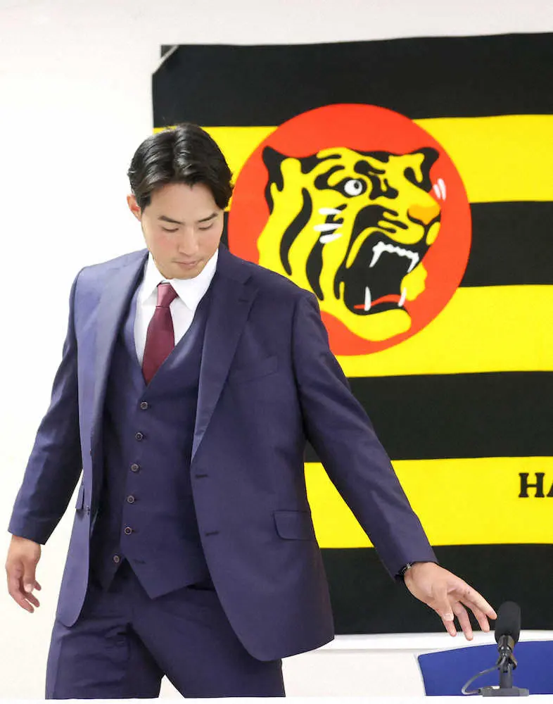 【画像・写真】阪神・佐藤蓮　オフ返上で狙う160キロ超え「自分の力はこんなもんじゃない」　60万円ダウンで更改