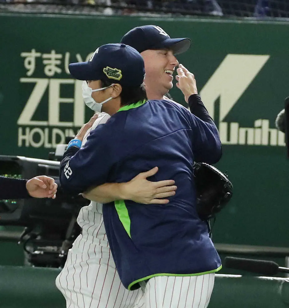 【画像・写真】高津監督　サンタナは「よく打ってくれました」小川は「よくゲームをつくった」　ファン含め賛辞惜しまず