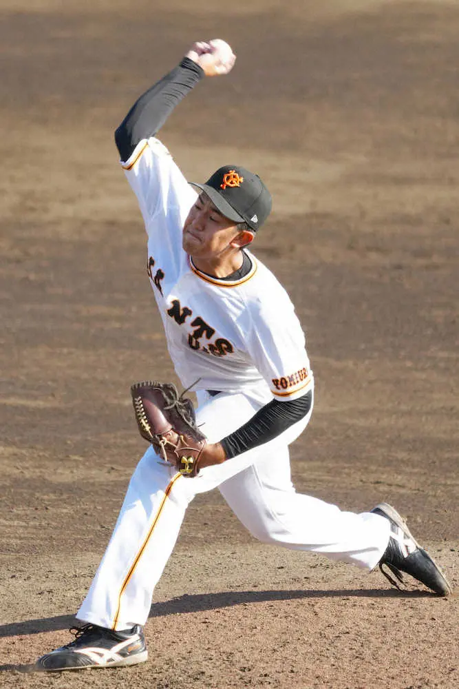 【画像・写真】巨人・木下が紅白戦最終回で3人斬り　今オフには楽天・涌井、中日・柳らと自主トレで技術磨く