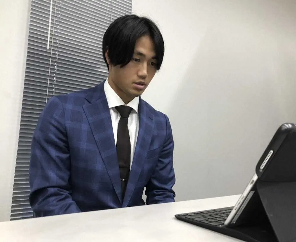 日本ハム 細川 50万円増でサイン 今オフは イチロー式トレ で遊撃定位置狙う スポニチ Sponichi Annex 野球