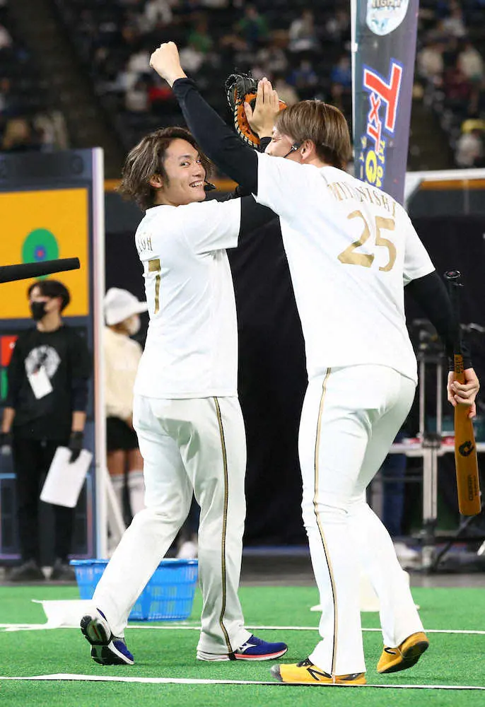 【画像・写真】新庄ビッグボス天然全開…「実は去年まで宮西くんのことを知らなかった。マジ期待している。頑張って」