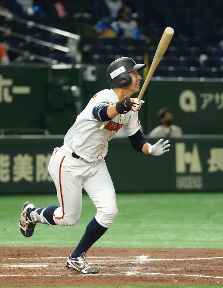 【画像・写真】ENEOSの高卒ルーキー・度会隆輝が1号　父のヤクルト、兄の中央学院大に続いて“親子3冠”へ