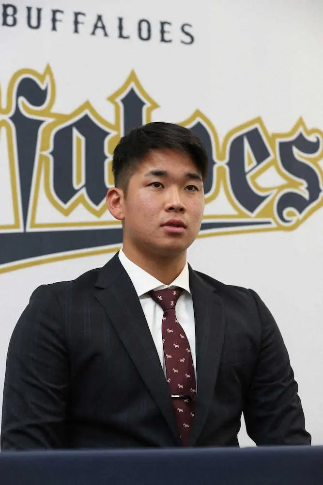 【画像・写真】オリックス　ドラ1・舜平大　プロ初の契約更改は現状維持　「来年は1軍で5勝」と宣言