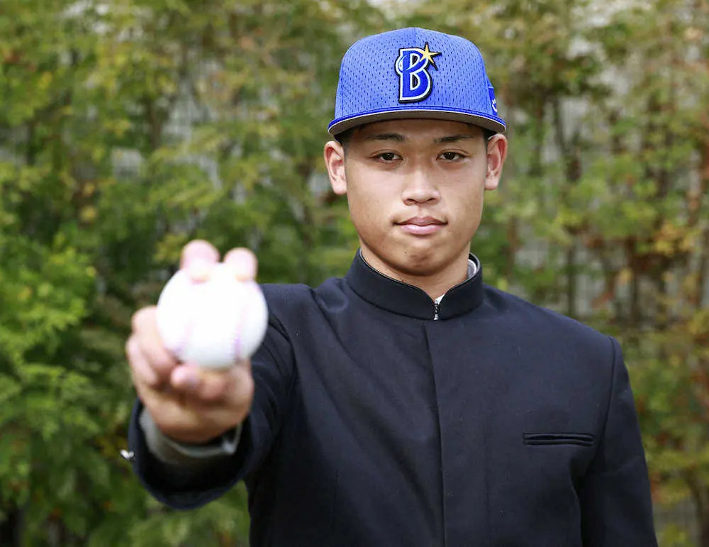 【画像・写真】DeNAドラ1・小園、番長から「18」継承　愛称は「“ハマの健ちゃん”で」