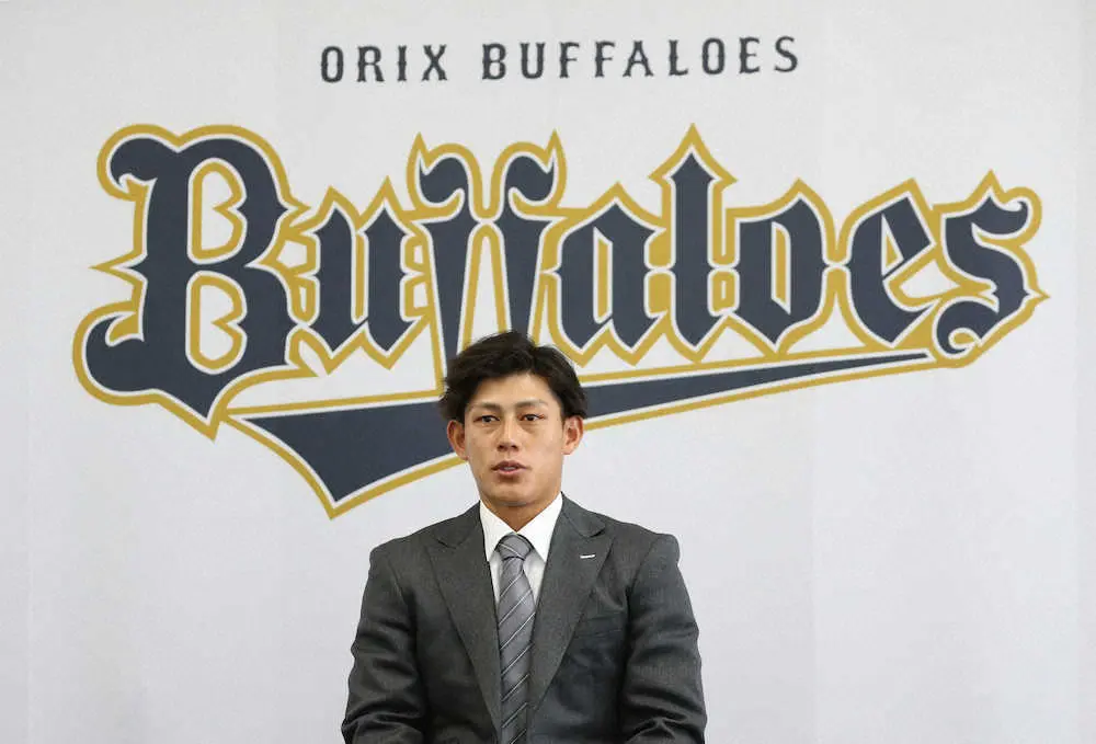 【画像・写真】今季支配下登録のオリ・佐野如が吉田正&佐野皓に弟子入り　ハイブリッド自主トレで打撃向上目指す