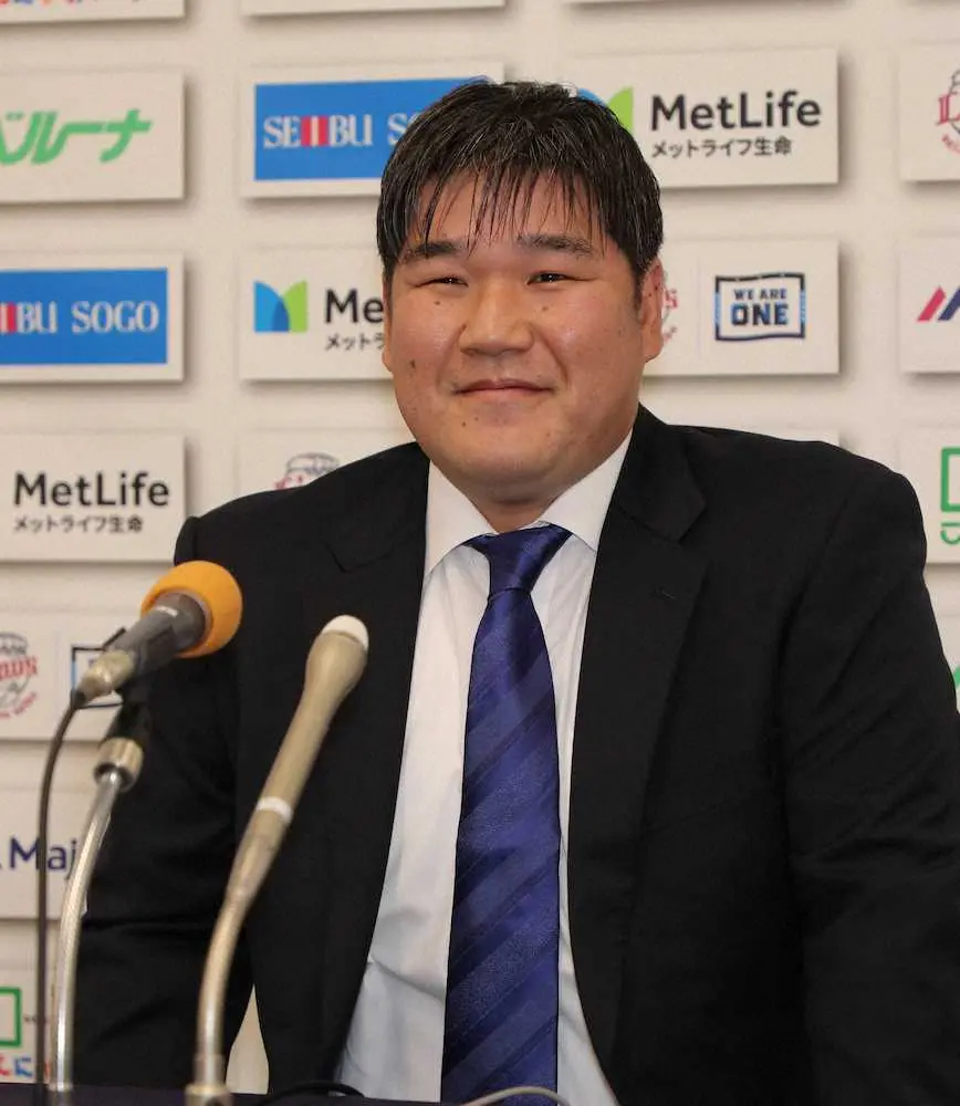 【画像・写真】西武・中村　40歳を迎える23年までの2年契約を締結　通算450本塁打へ「早めにクリアしたい」