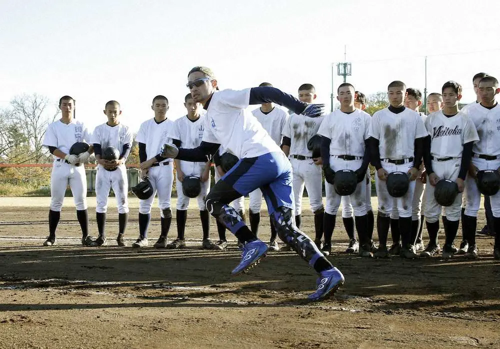 【画像・写真】イチロー先生　千葉明徳に“上”目指す野球伝授!県8強の壁越えたい…理事長の熱い思い届き夢授業実現
